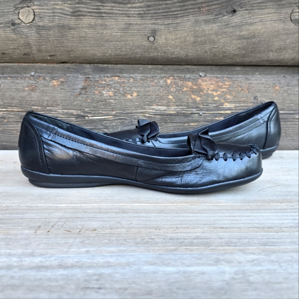 BareTraps Camara Y2K Feminine Minimalist Leather Ribbon Comfort Ballet Flats 10M - Picture 4 of 16